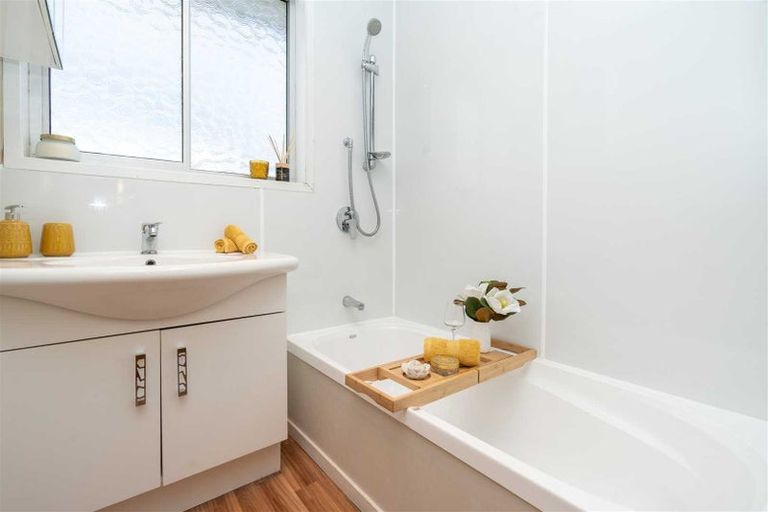 Photo of property in 17 Margaret Place, Deanwell, Hamilton, 3206