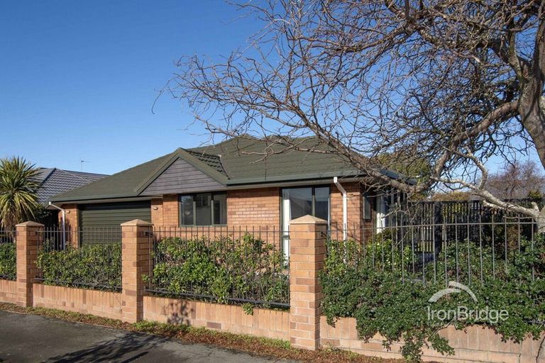 Photo of property in 58 Broadhaven Avenue, Parklands, Christchurch, 8083