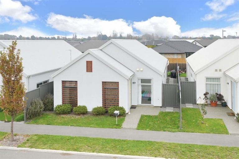 Photo of property in 79 Caulfield Avenue, Halswell, Christchurch, 8025