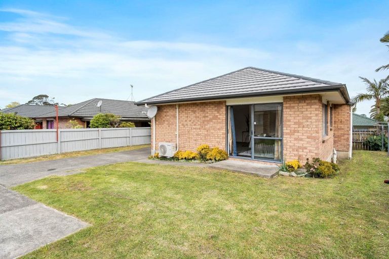 Photo of property in 80 Robert Skelton Place, Clendon Park, Auckland, 2103