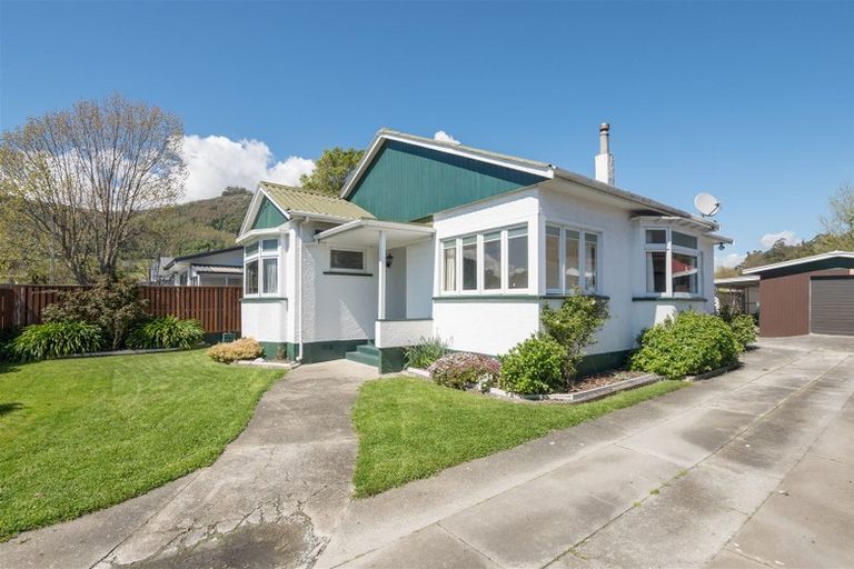 Photo of property in 8 Motueka Street, Nelson South, Nelson, 7010