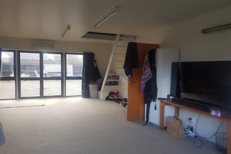 Photo of property in 55 Lowry Avenue, Redwood, Christchurch, 8051
