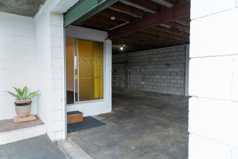 Photo of property in 16 Mayne Street, Waitara, 4320