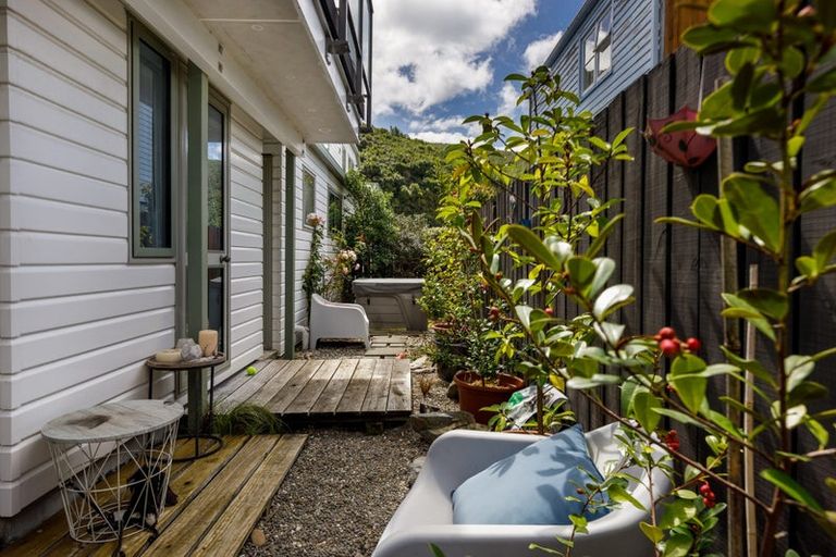 Photo of property in 2 Marina Drive, Waikawa, Picton, 7220