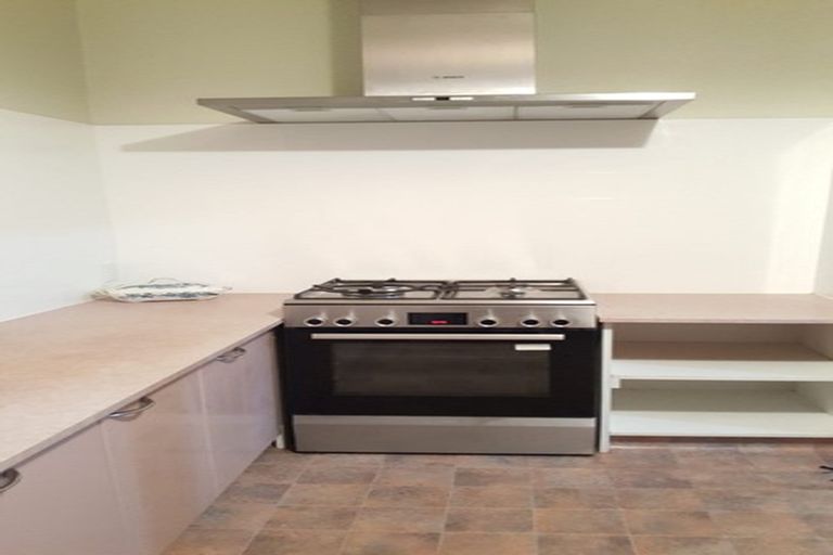 Photo of property in 10 Ramsay Street, Dalmore, Dunedin, 9010