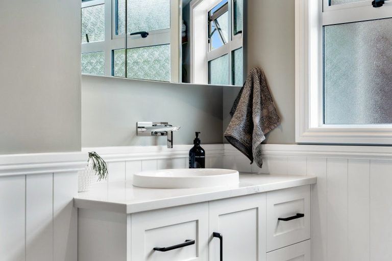 Photo of property in 13 Auckland Road, Greenmeadows, Napier, 4112