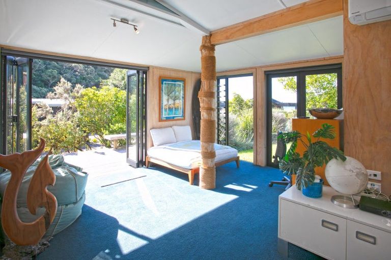 Photo of property in 7 Pye Place, Hot Water Beach, Whitianga, 3591