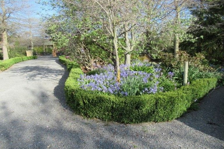 Photo of property in 1 Devonvale Lane, Amberley, 7410