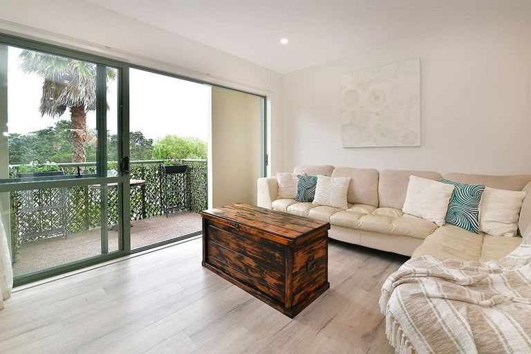 Photo of property in 6 Waterside Crescent, Gulf Harbour, Whangaparaoa, 0930