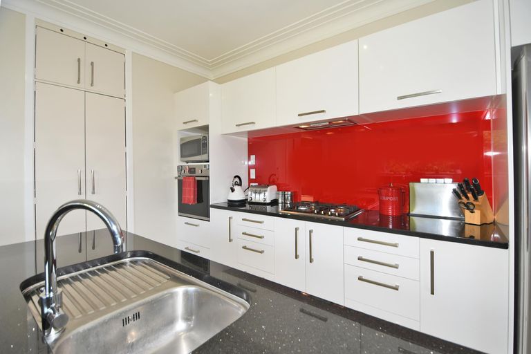 Photo of property in 12 Totara Road, Leigh, 0985