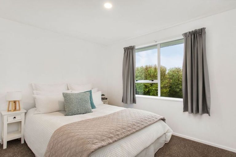 Photo of property in 15 Chadbury Street, Parklands, Christchurch, 8083