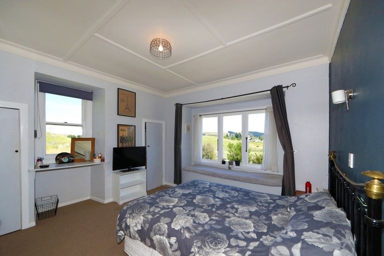 Photo of property in 30 Kawera Road, Pukehamoamoa, Hastings, 4179