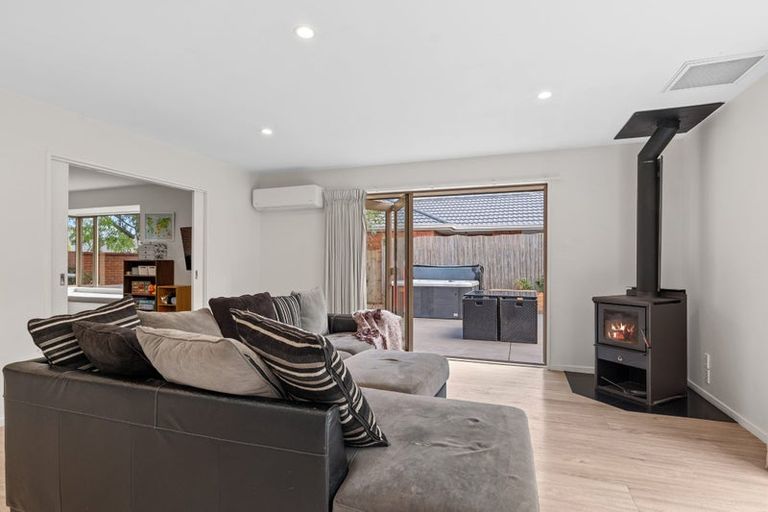 Photo of property in 22 Kotuku Crescent, Woolston, Christchurch, 8023