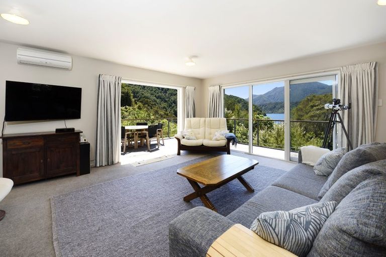 Photo of property in 3218 Archers Road, Tennyson Inlet, Rai Valley, 7195