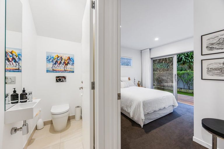 Photo of property in 21 Caldera Drive, Long Bay, Auckland, 0630