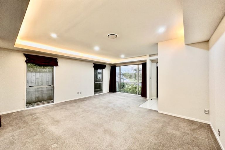 Photo of property in 18 Dromoland Drive, Flat Bush, Auckland, 2019