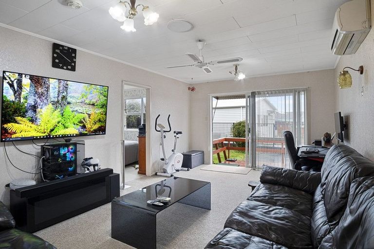 Photo of property in 43b Corrin Street, Melville, Hamilton, 3206
