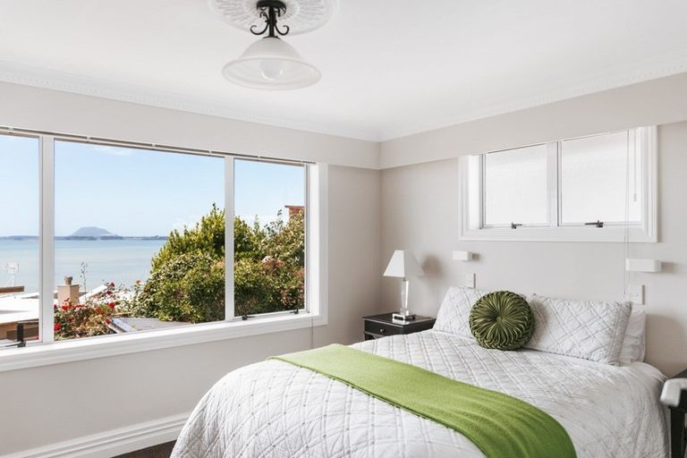 Photo of property in 63 Harbour View Road, Omokoroa, 3114