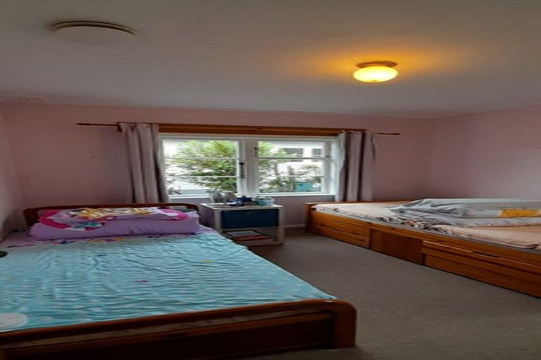 Photo of property in 16 Saint Albans Avenue, Karori, Wellington, 6012