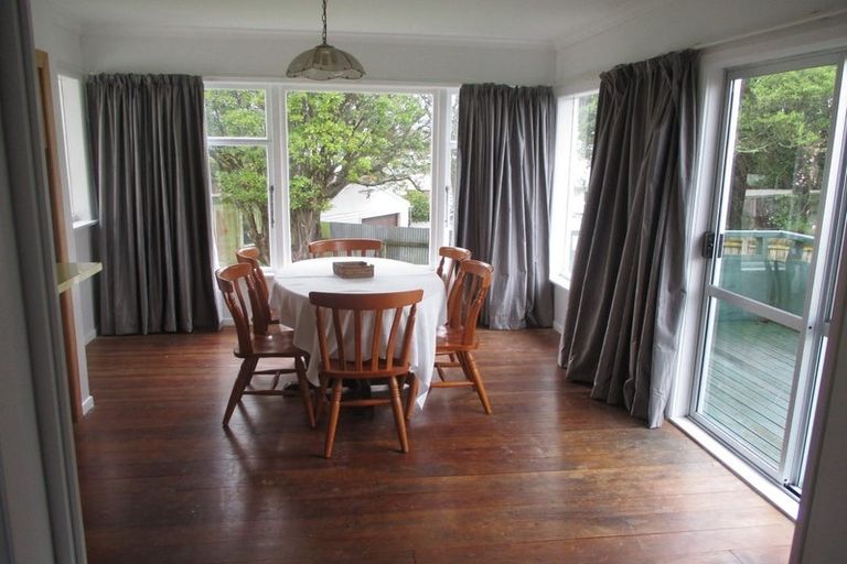 Photo of property in 10 Highfield Place, Levin, 5510