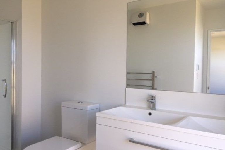 Photo of property in 8 Maka Lane, Halswell, Christchurch, 8025