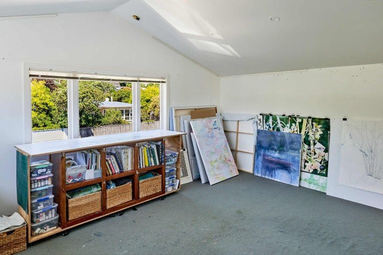 Photo of property in 386 Muritai Road, Eastbourne, Lower Hutt, 5013