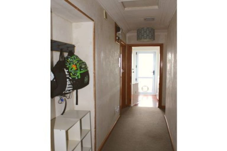 Photo of property in 102 Centennial Avenue, Helensburgh, Dunedin, 9010