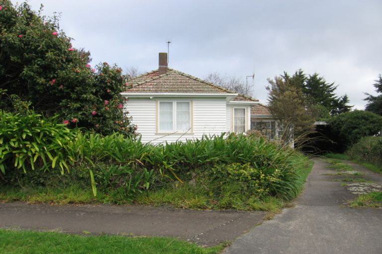 Photo of property in 14 Tweed Street, Roslyn, Palmerston North, 4414