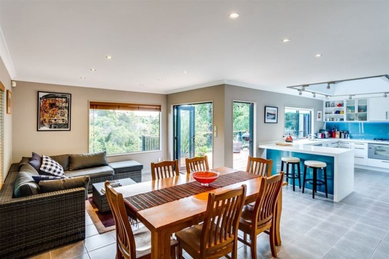 Photo of property in 35 Lighthouse Road, Bluff Hill, Napier, 4110