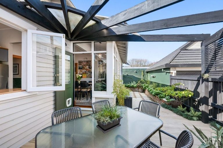 Photo of property in 1/24 Totara Crescent, Woburn, Lower Hutt, 5010