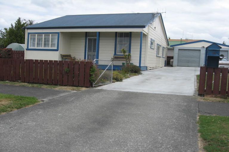 Photo of property in 16 Queen Street, Feilding, 4702