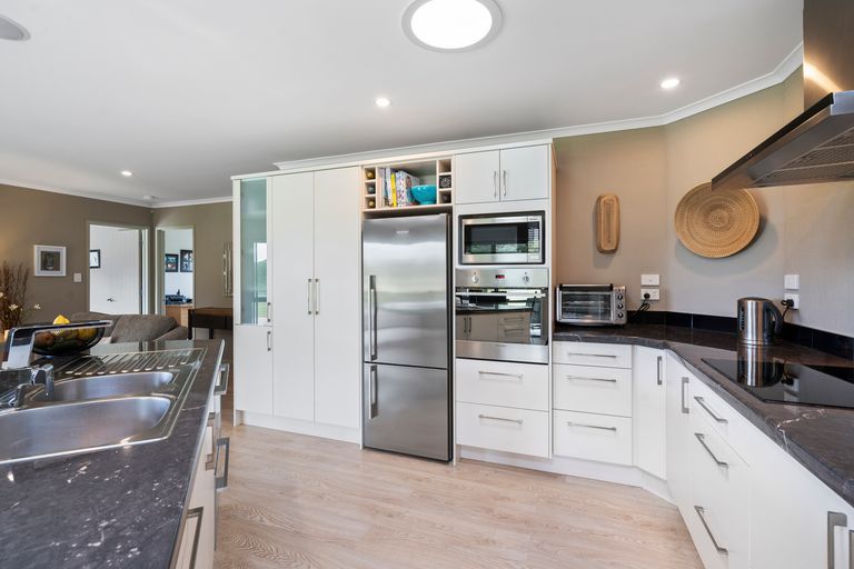 Photo of property in 195 Rangitane Road, Kerikeri, 0294