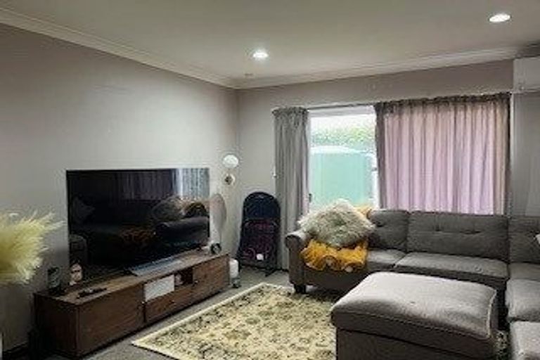 Photo of property in 32a Rimu Street, New Lynn, Auckland, 0600