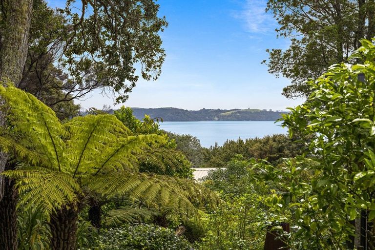 Photo of property in 9 Ferndale Drive, Snells Beach, 0920