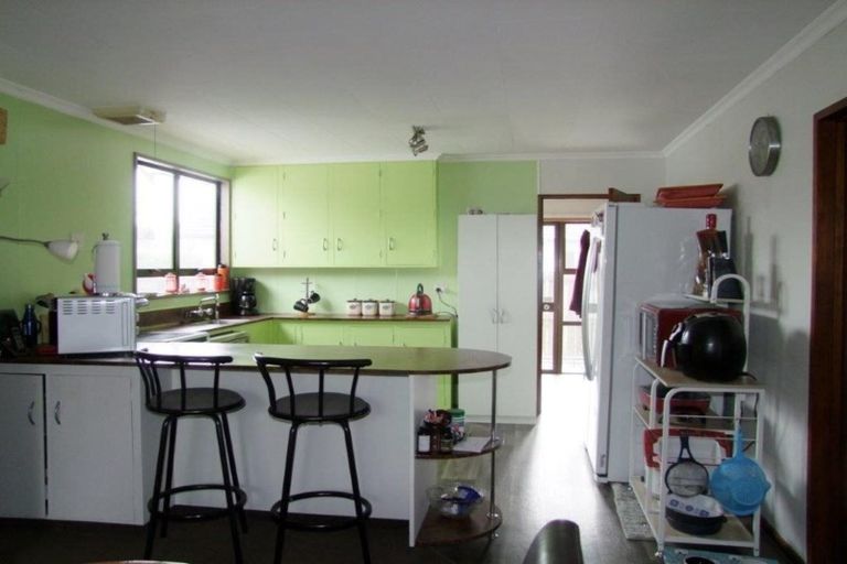 Photo of property in 76 Ajax Street, Milton, 9220