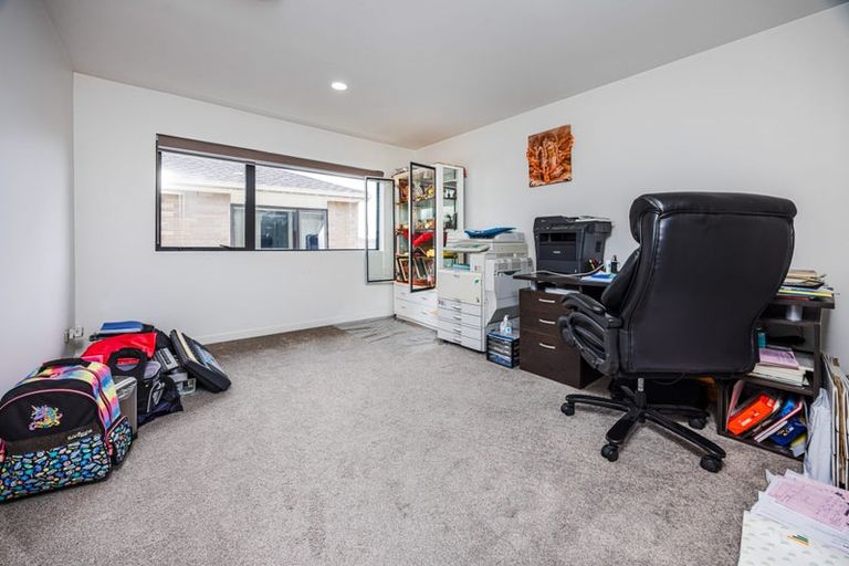 Photo of property in 32 Helianthus Avenue, Flat Bush, Auckland, 2019