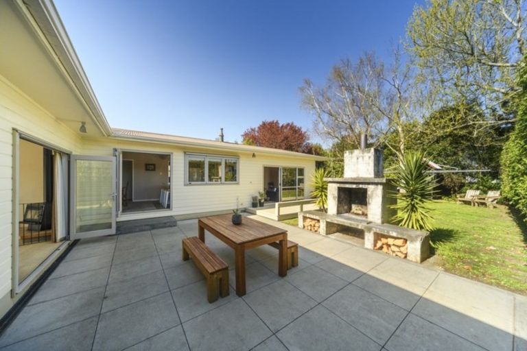 Photo of property in 10 Frimley Street, Awapuni, Palmerston North, 4412