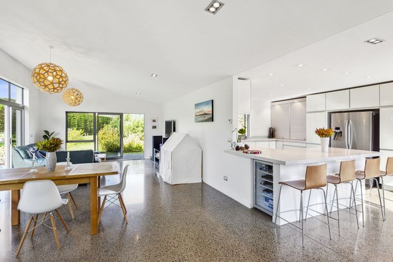 Photo of property in 19 Paetawa Road, Peka Peka, Waikanae, 5391