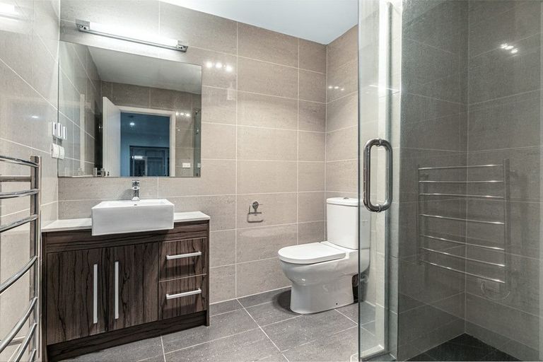 Photo of property in 70 Spencer Street, Remuera, Auckland, 1050