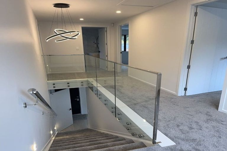 Photo of property in 10b Flavia Close, Torbay, Auckland, 0630