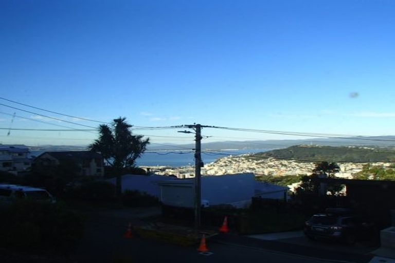 Photo of property in 52 Mitchell Street, Brooklyn, Wellington, 6021