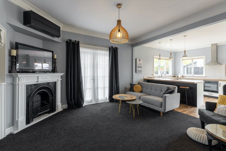 Photo of property in 23 Mere Mere Avenue, Palmerston North, 4414