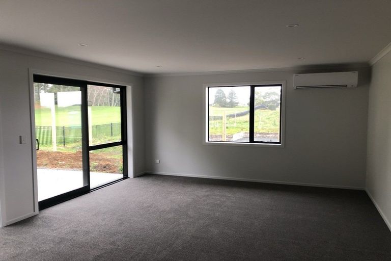 Photo of property in 55 Murray Ward Drive, Te Kauwhata, 3710