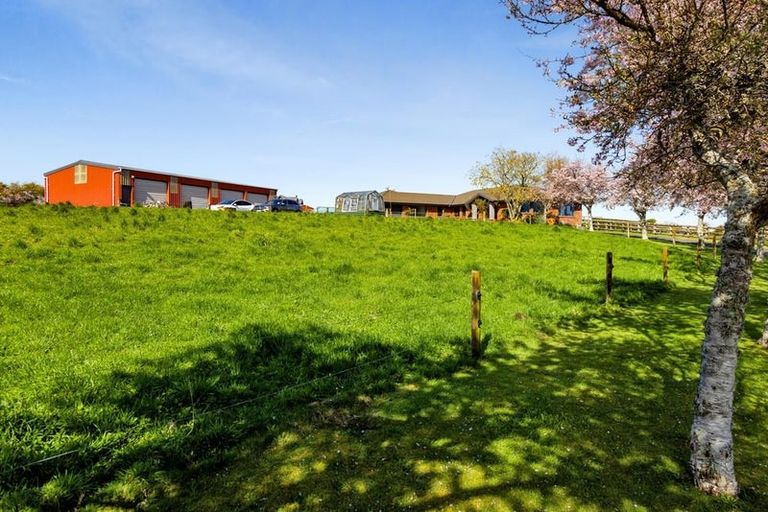 Photo of property in 274 Richmond Road, Lepperton, New Plymouth, 4373