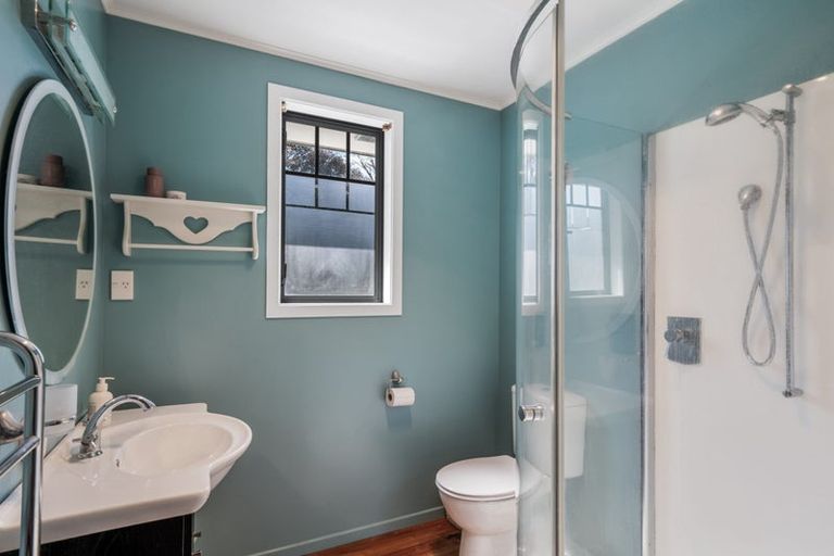 Photo of property in 4 Tarawa Street, Paekakariki, 5034