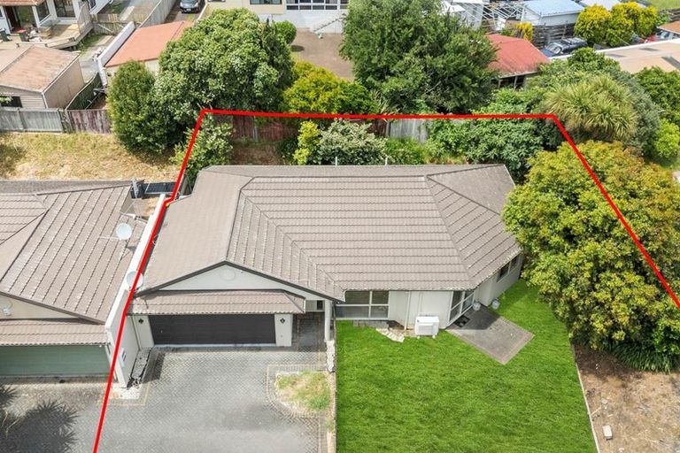 Photo of property in 3/8 Saints Court, Manurewa, Auckland, 2102
