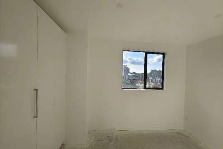 Photo of property in 9a Poruru Close, Papakura, 2110