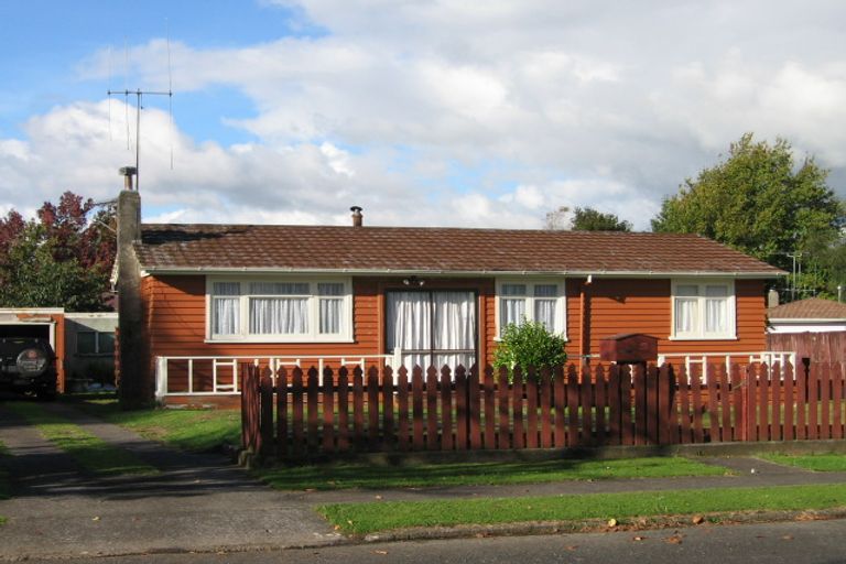 Photo of property in 19 Stirling Place, Tokoroa, 3420