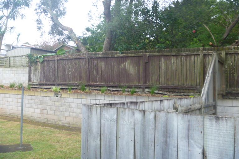 Photo of property in 27 Mack Place, Red Hill, Papakura, 2110