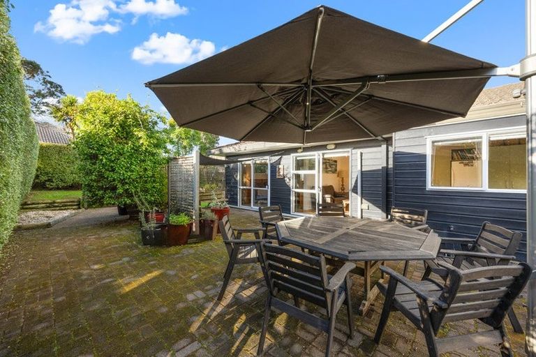 Photo of property in 15 Glucina Avenue, West Harbour, Auckland, 0618